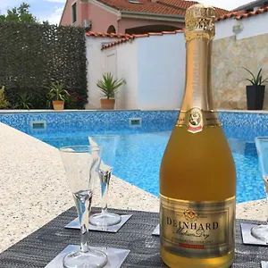 villa-sanda.hotelinzadar.com/
